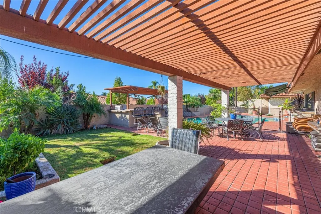 256 W 18th, Upland, California 91784 home-pic-34